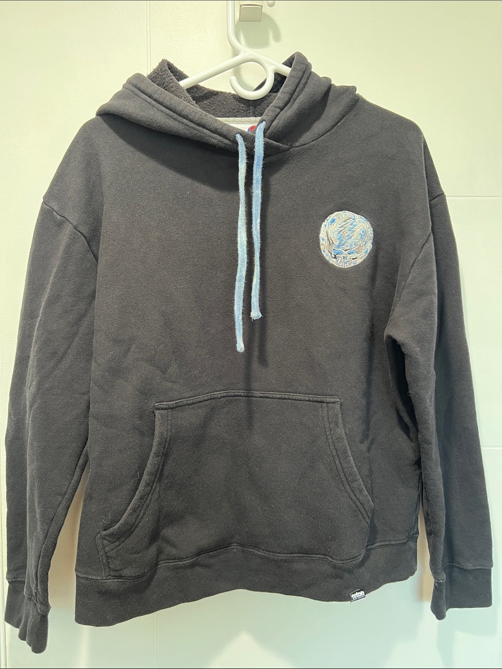 Teton Gravity Research Hoodie w/ embroidered Grateful Dead Skullie - Medium